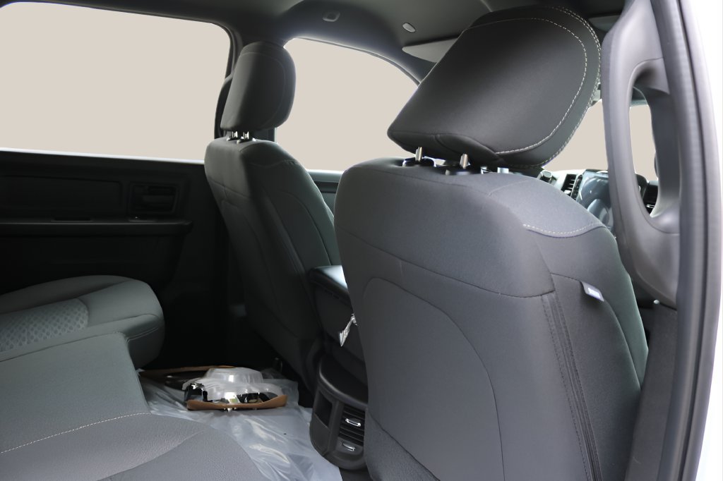 New 2027 RAM 3500 Tradesman AWD/4WD image 15