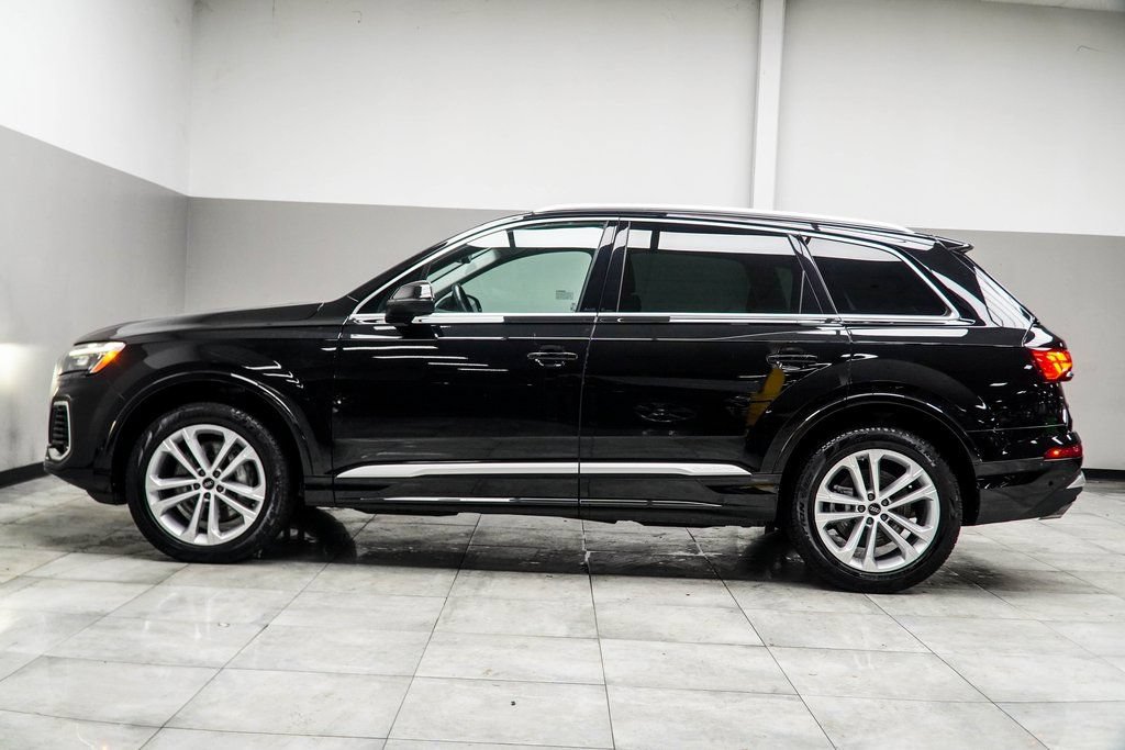 Used 2025 Audi Q7 3.0T Premium Plus AWD/4WD image 10