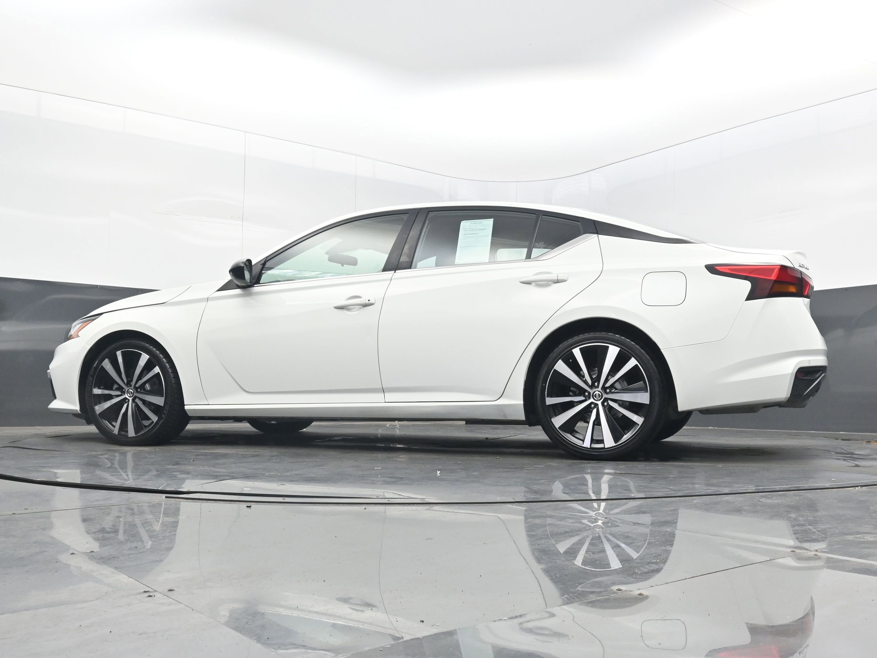 Used 2022 Nissan Altima 2.5 SR image 25