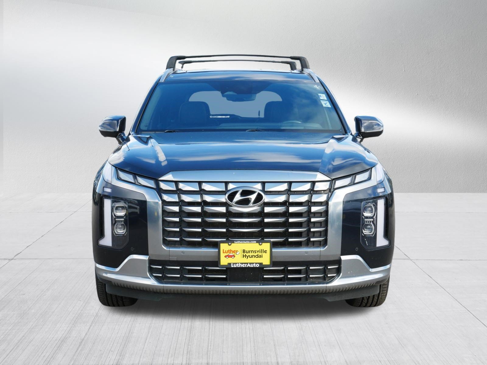 Certified 2023 Hyundai Palisade Calligraphy AWD/4WD image 2