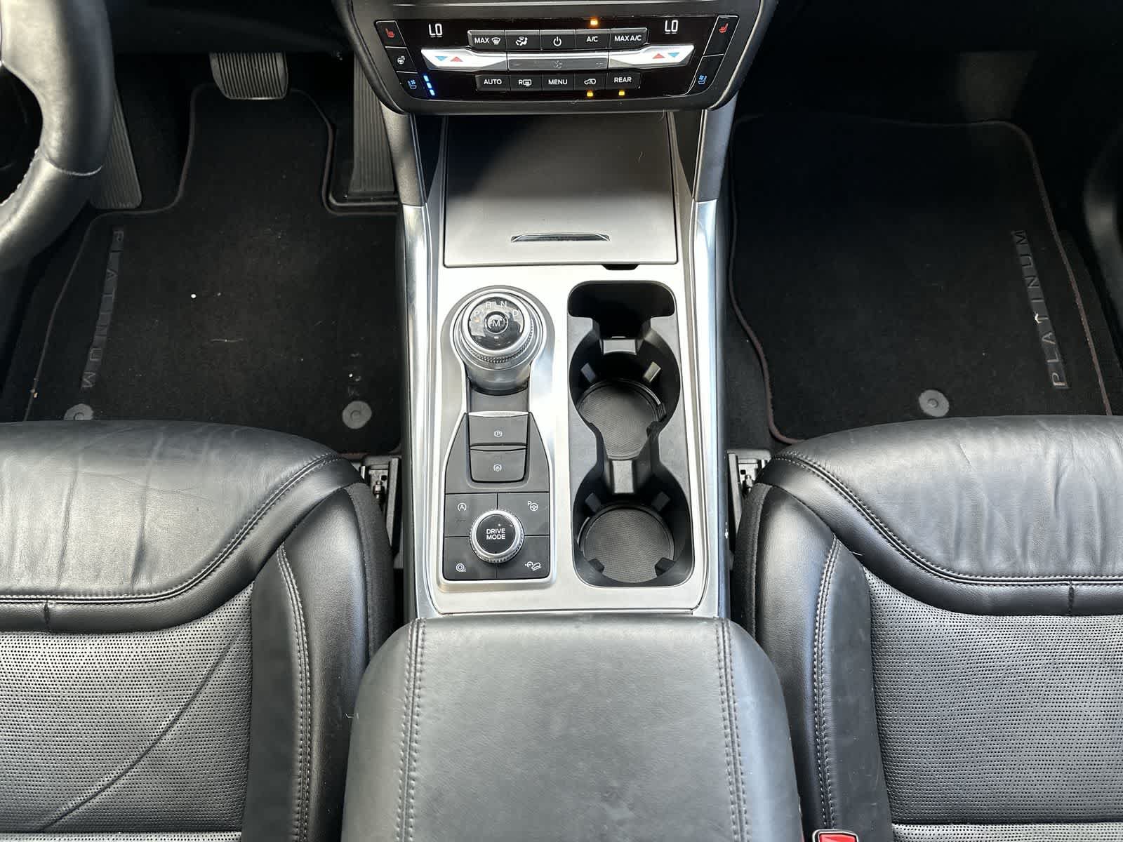 Used 2020 Ford Explorer Platinum w/ Premium Technology Package AWD/4WD image 21