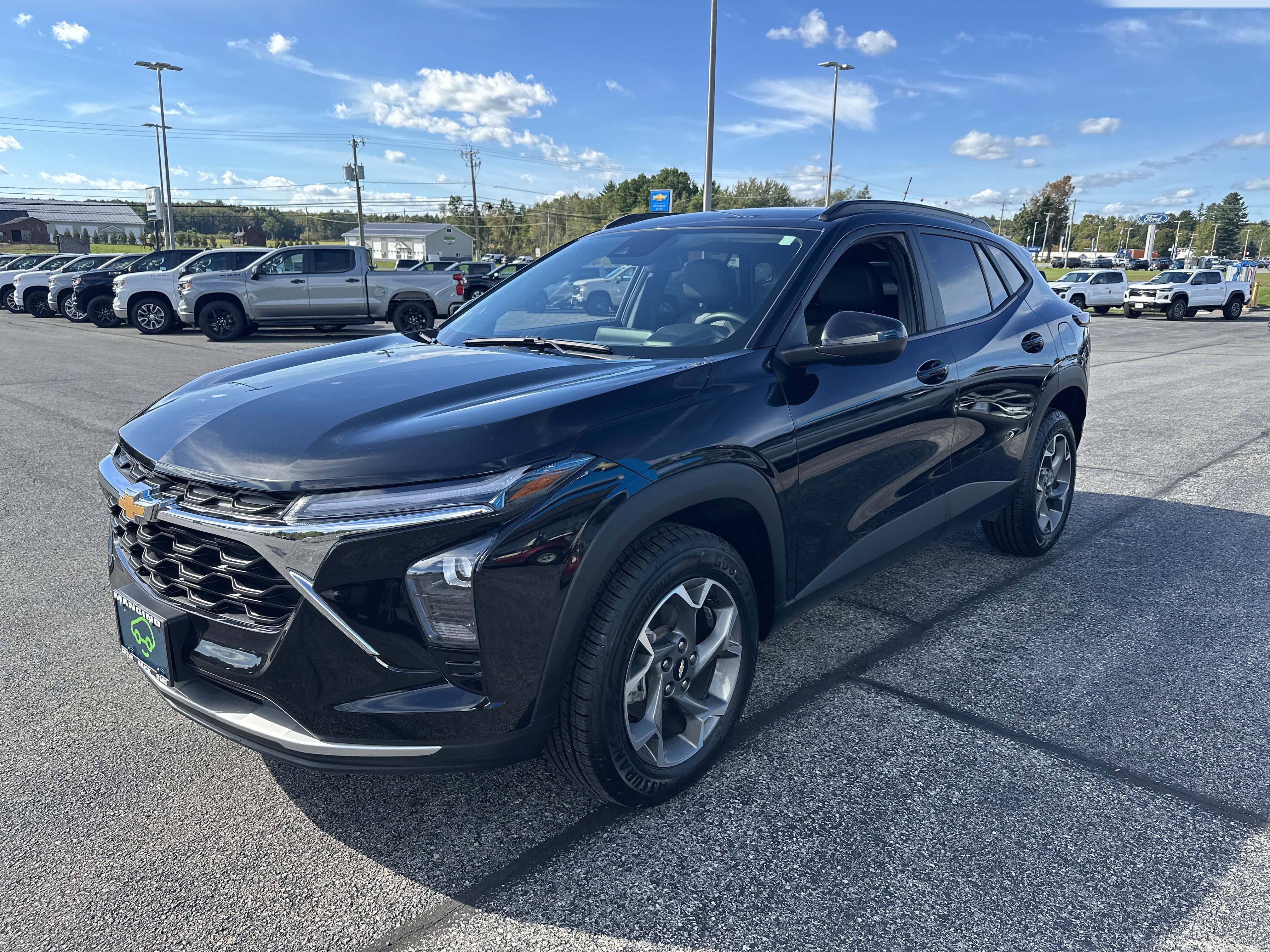 Certified 2024 Chevrolet Trax LT w/ Driver Confidence Package FWD image 3