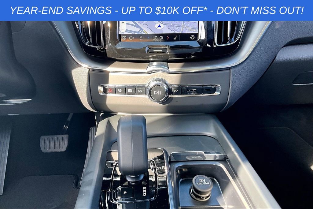 Used 2025 Volvo XC60 B5 Core w/ Protection Package Premier image 40