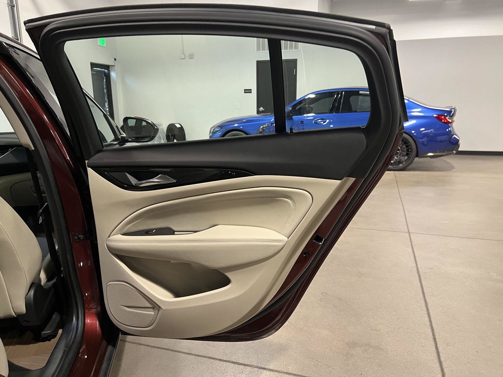 Used 2019 Buick Regal Essence w/ Driver Confidence Package I AWD/4WD image 37
