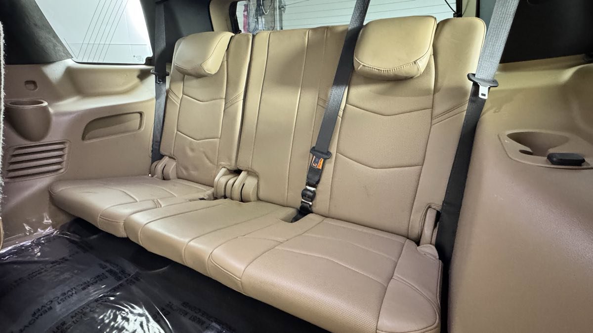 Used 2019 Cadillac Escalade Platinum AWD/4WD image 42