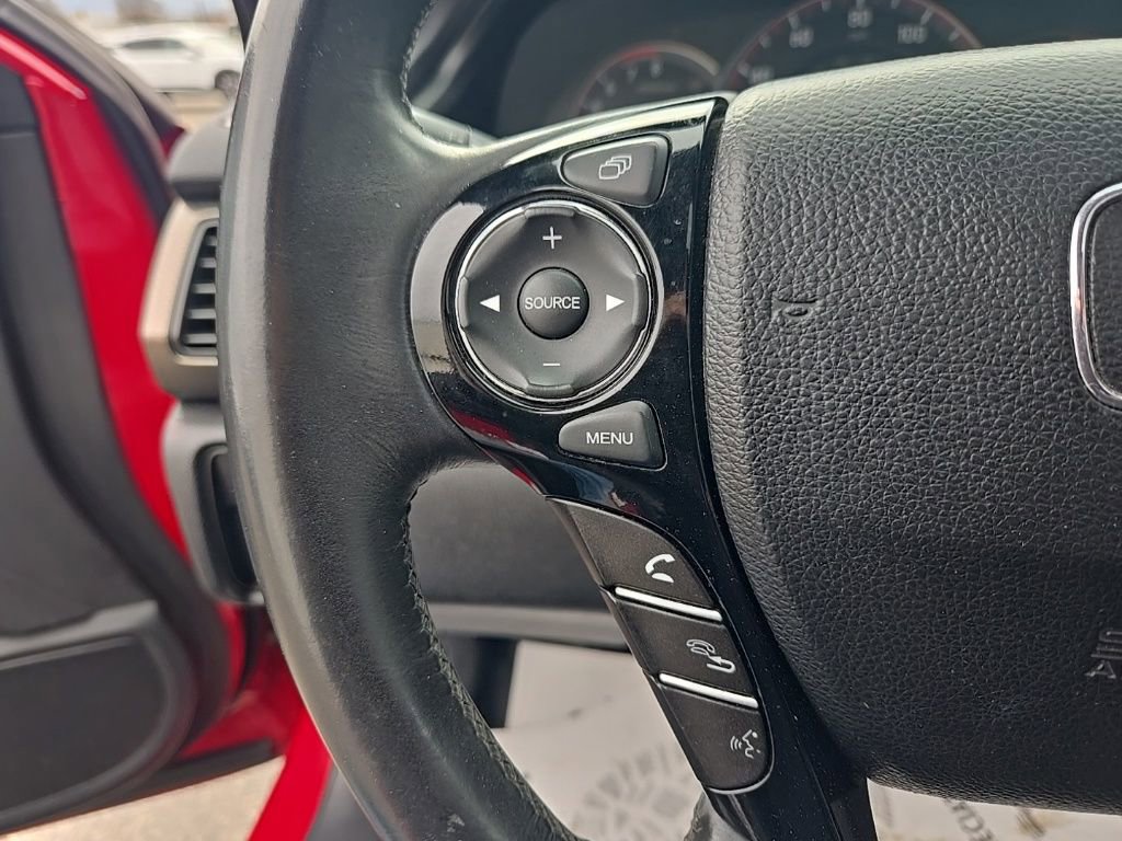 Used 2017 Honda Accord EX-L image 18