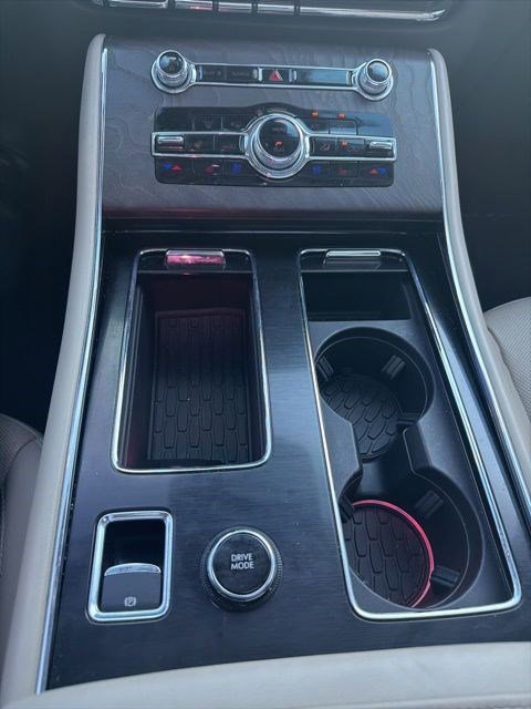 Used 2023 Lincoln Aviator Reserve w/ Elements Package Plus AWD/4WD image 19