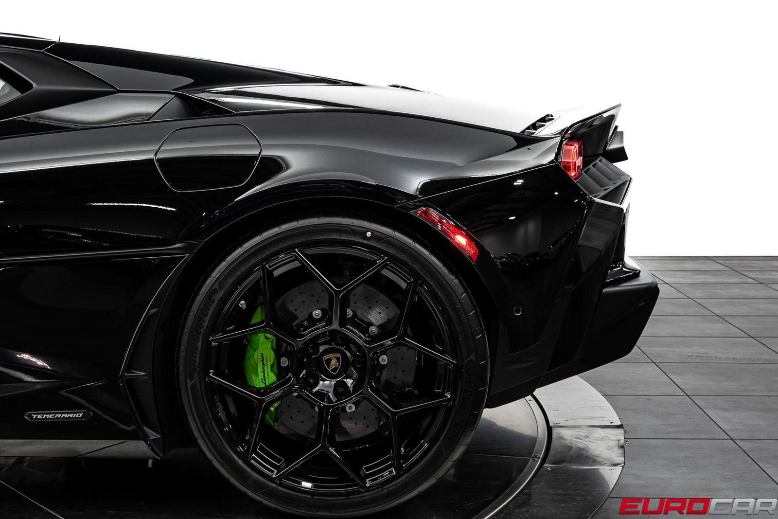 Used 2026 Lamborghini Temerario AWD/4WD image 16