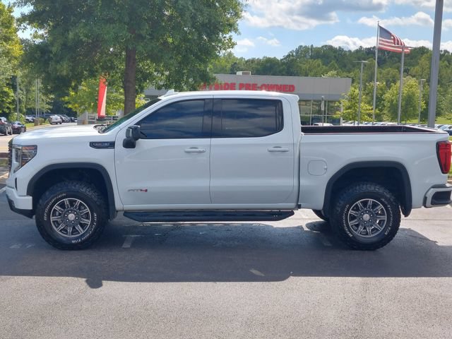 Used 2024 GMC Sierra 1500 AT4 w/ Technology Package AWD/4WD image 10