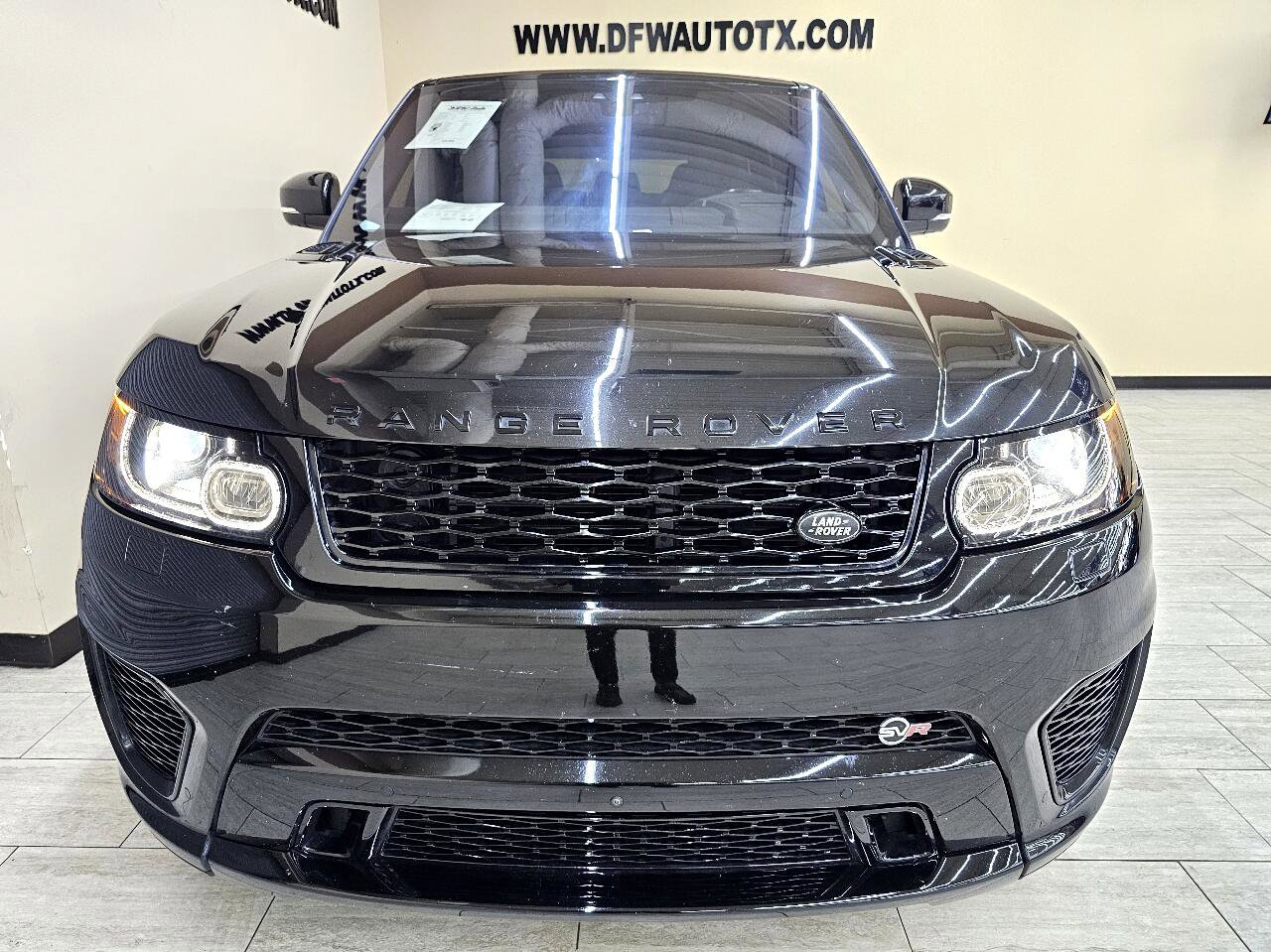 Used 2017 Land Rover Range Rover Sport SVR image 3