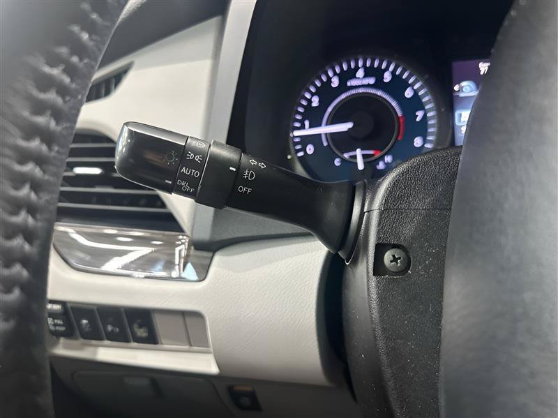 Used 2017 Toyota Sienna XLE w/ XLE Navigation Package FWD image 19