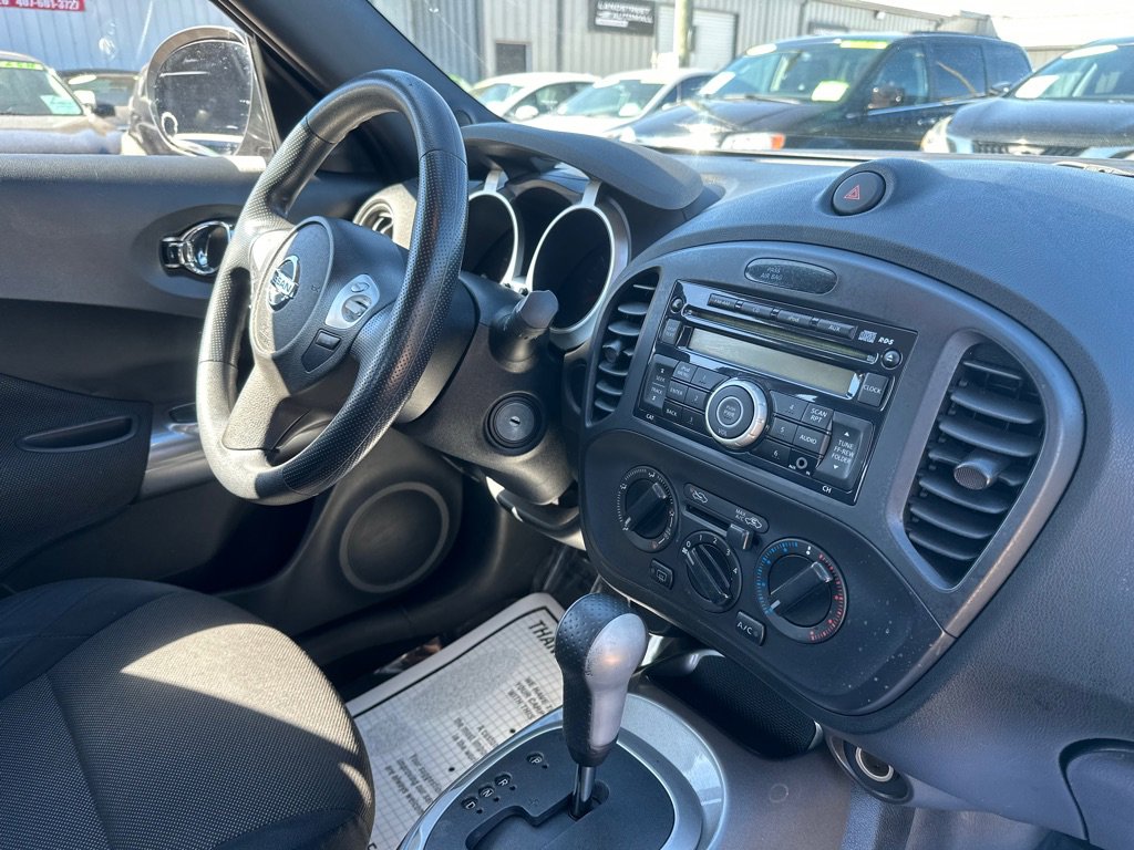 Used 2013 Nissan Juke S image 8