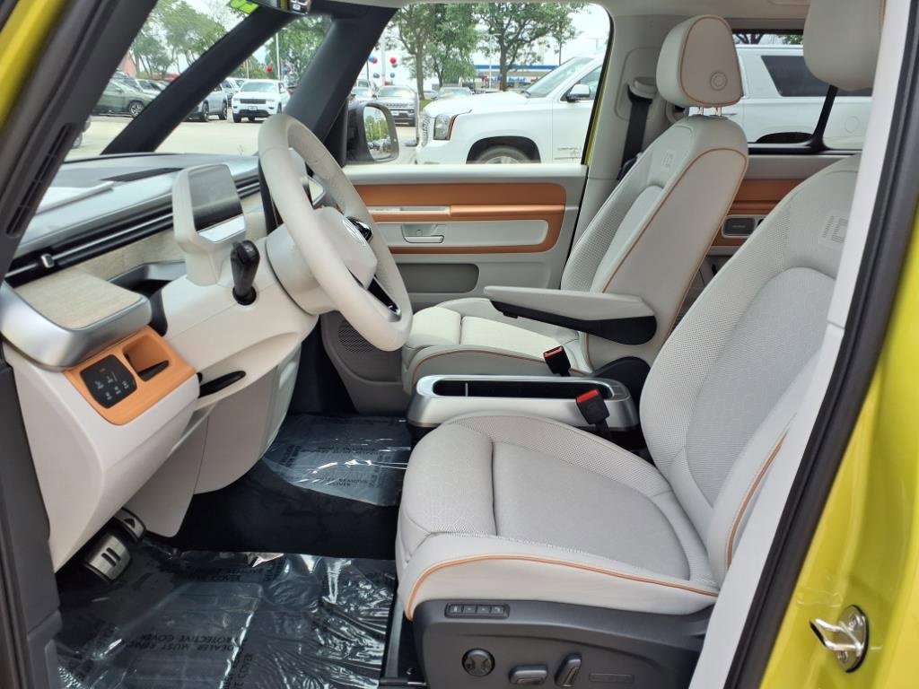 New 2025 Volkswagen ID. Buzz Pro S Plus image 19