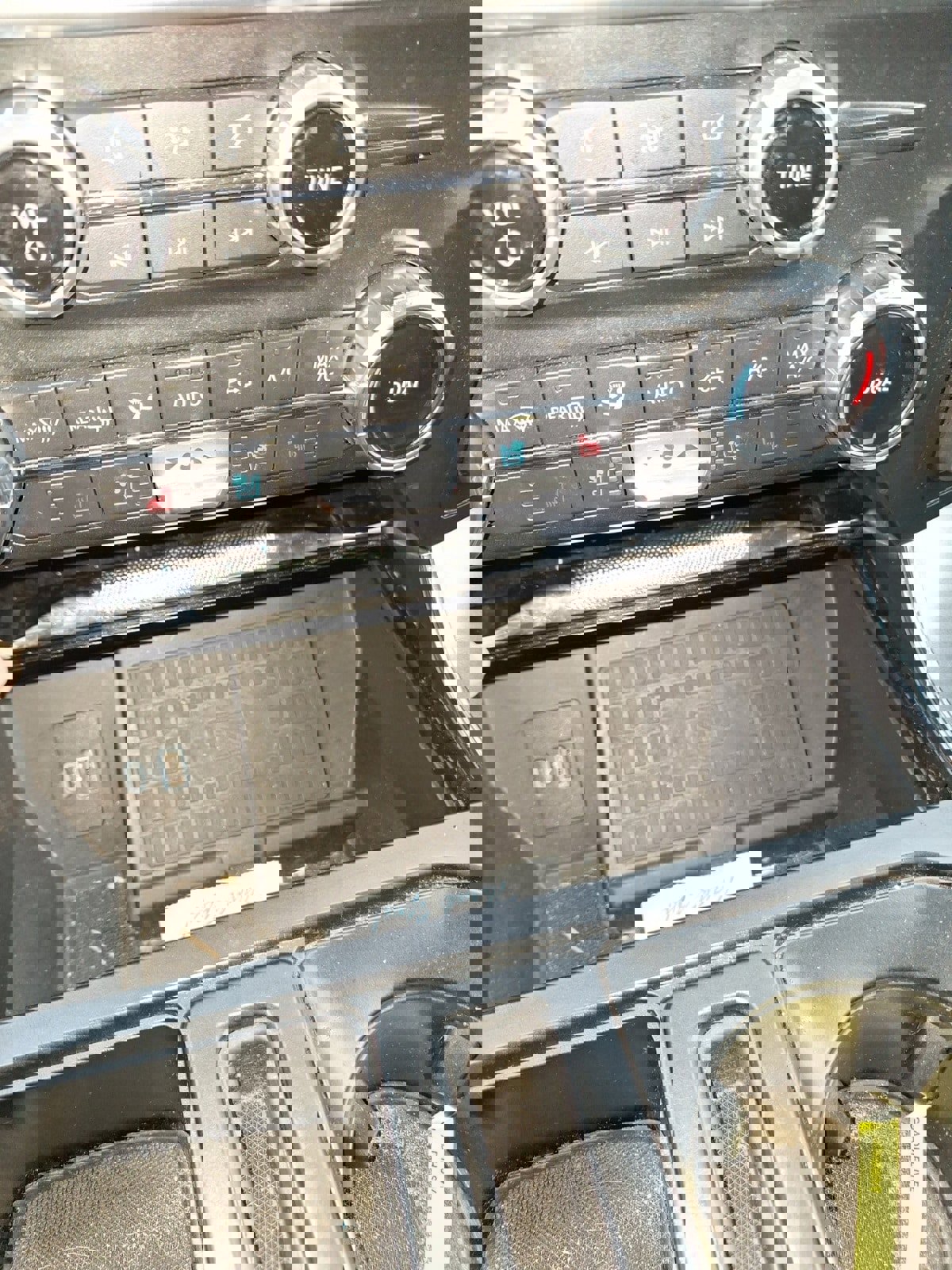 Used 2022 Ford F150 Lariat w/ Max Trailer Tow Package image 14