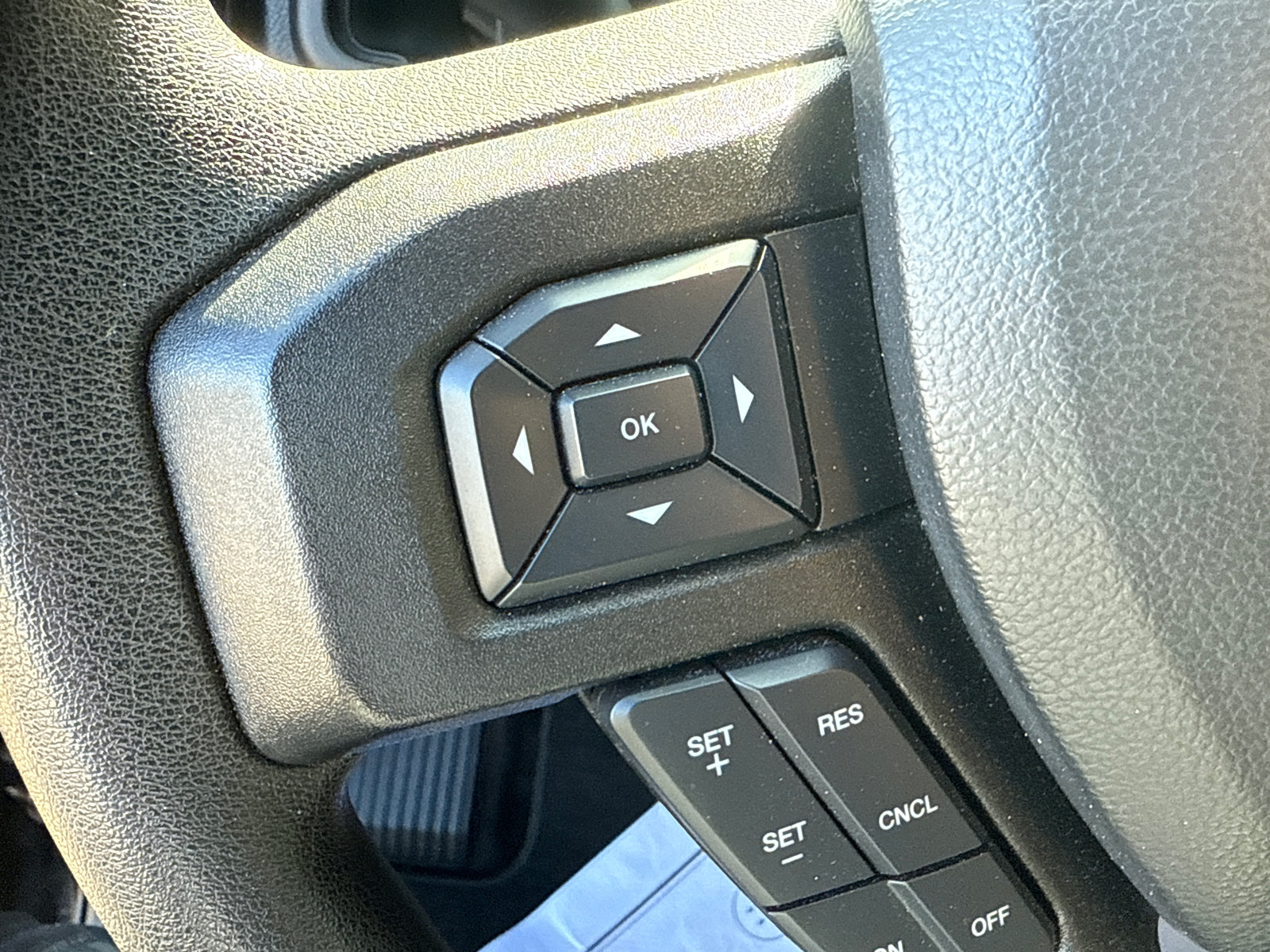Used 2020 Ford F150 XL w/ Equipment Group 101A Mid AWD/4WD image 12