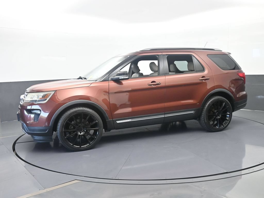 Used 2018 Ford Explorer XLT w/ Equipment Group 202A FWD video 2