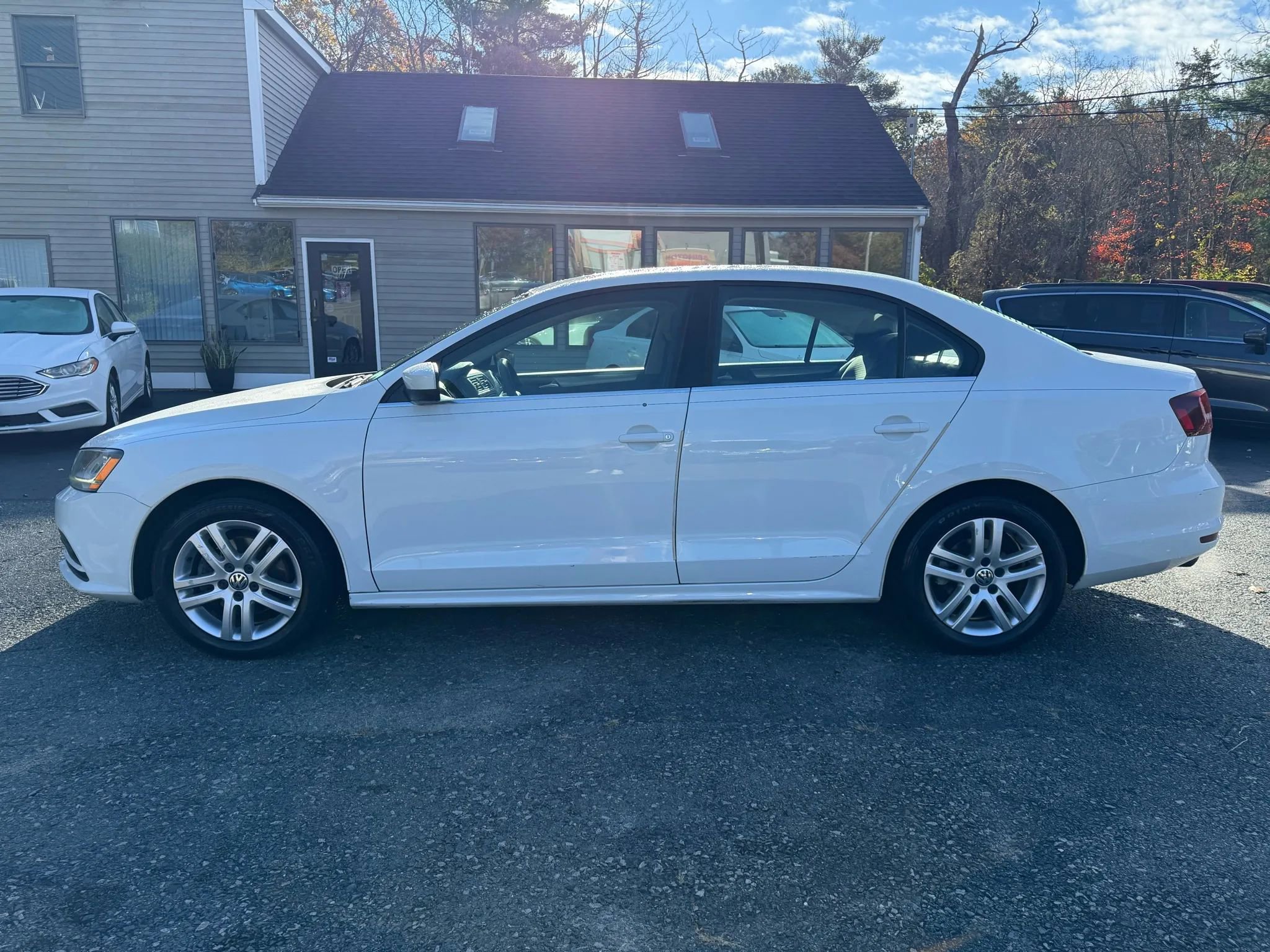 Used 2017 Volkswagen Jetta S w/ Jetta S Cold Weather Package image 4