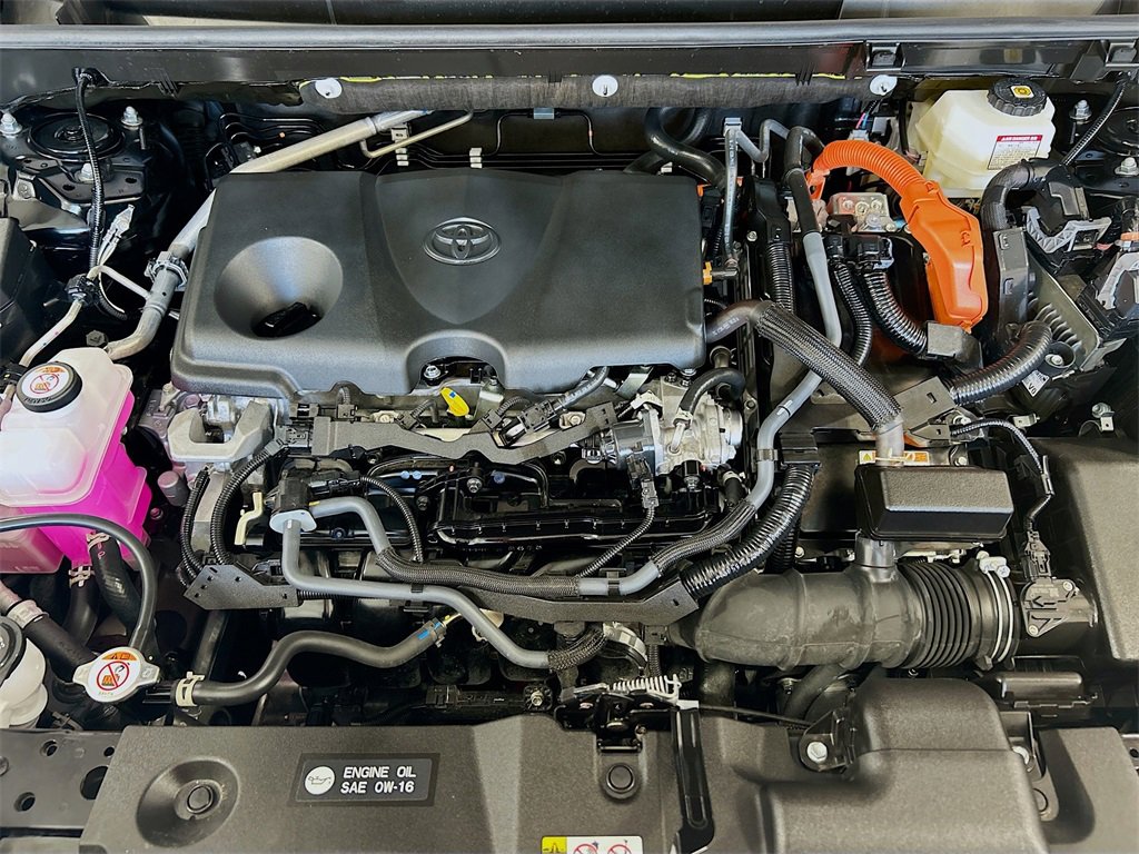 Used 2025 Toyota RAV4 XLE image 27