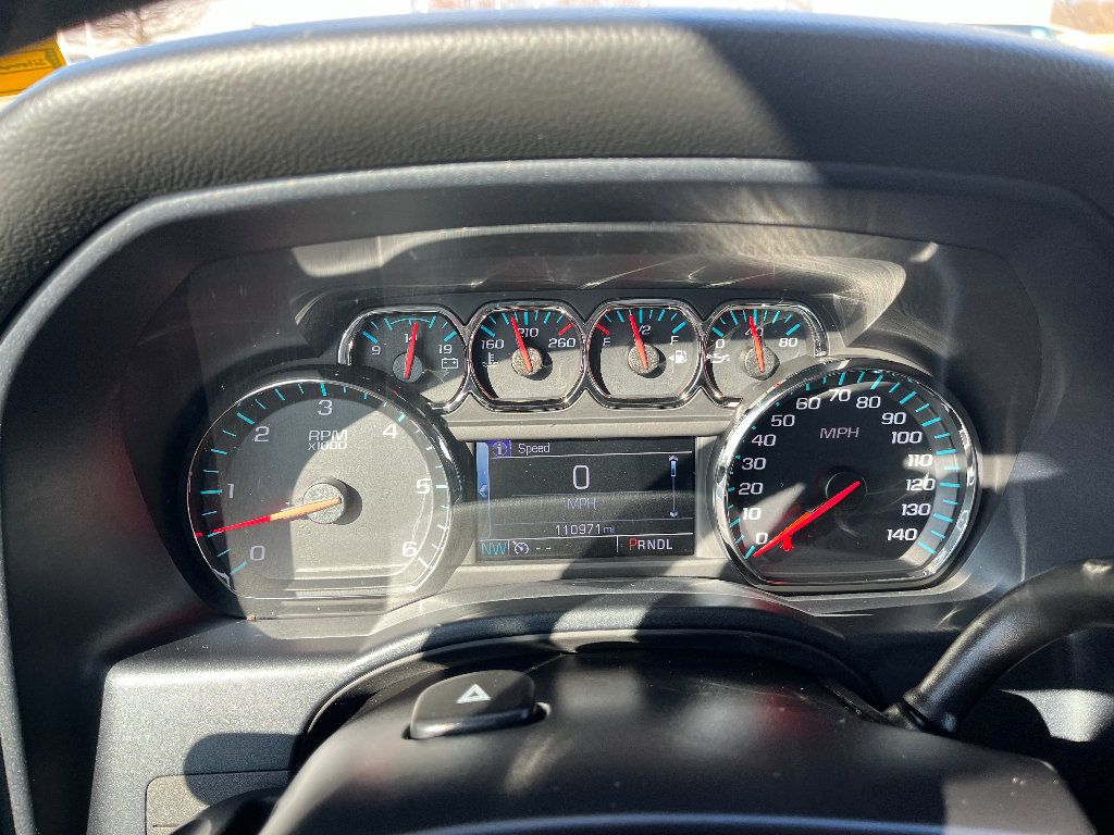 Used 2017 Chevrolet Silverado 1500 LT w/ All Star Edition image 33