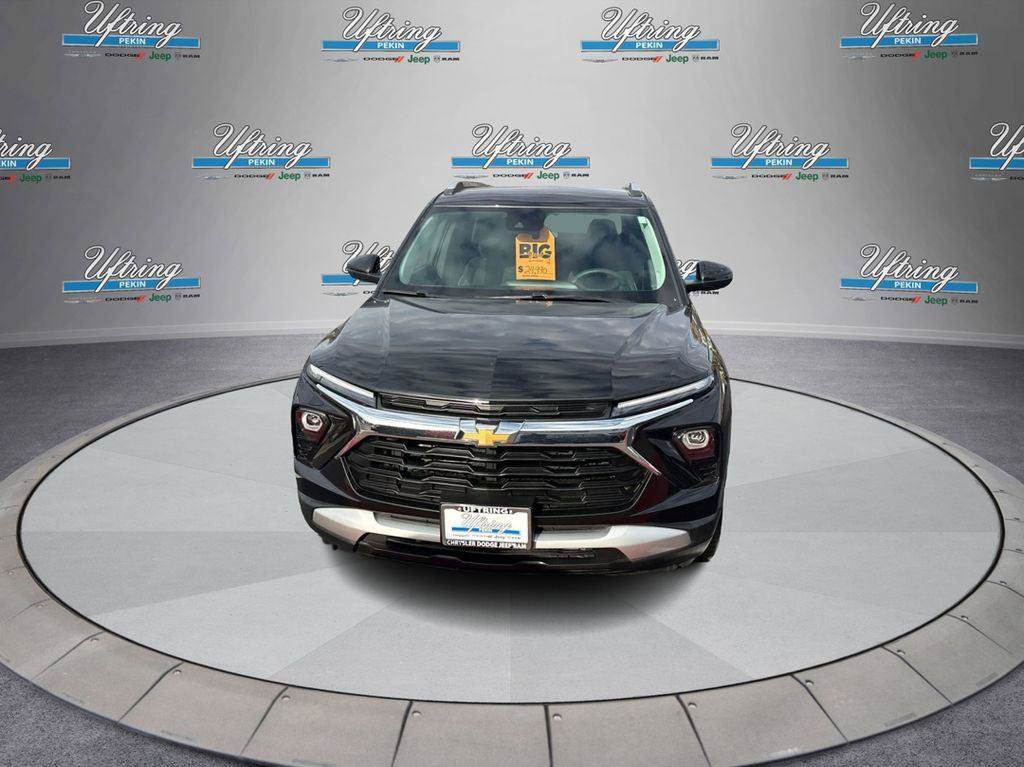 Used 2025 Chevrolet TrailBlazer LT FWD image 8