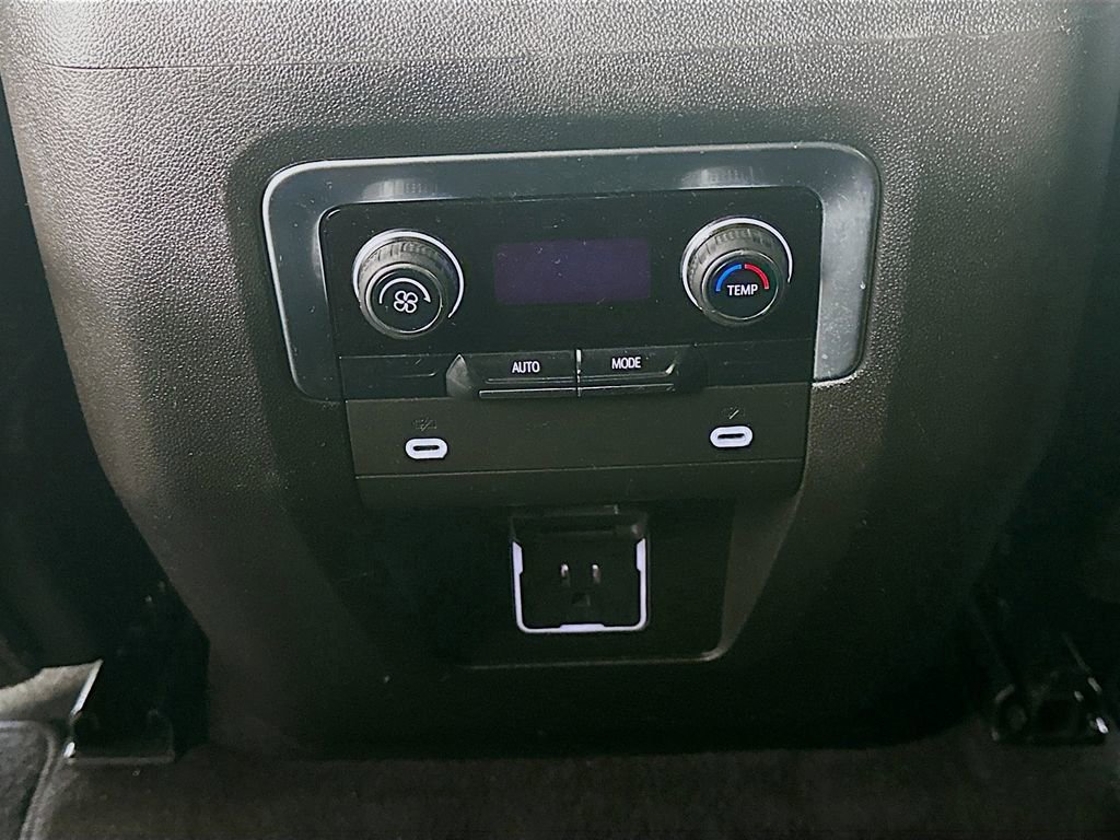 Used 2021 Chevrolet Tahoe LT image 21