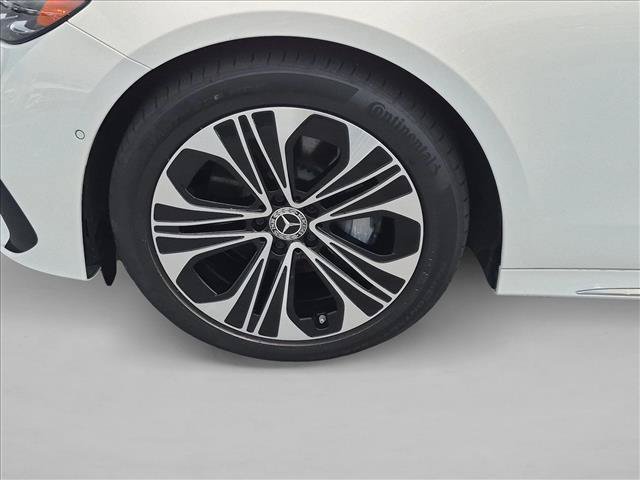 Used 2026 Mercedes-Benz E 350 4MATIC Sedan image 25
