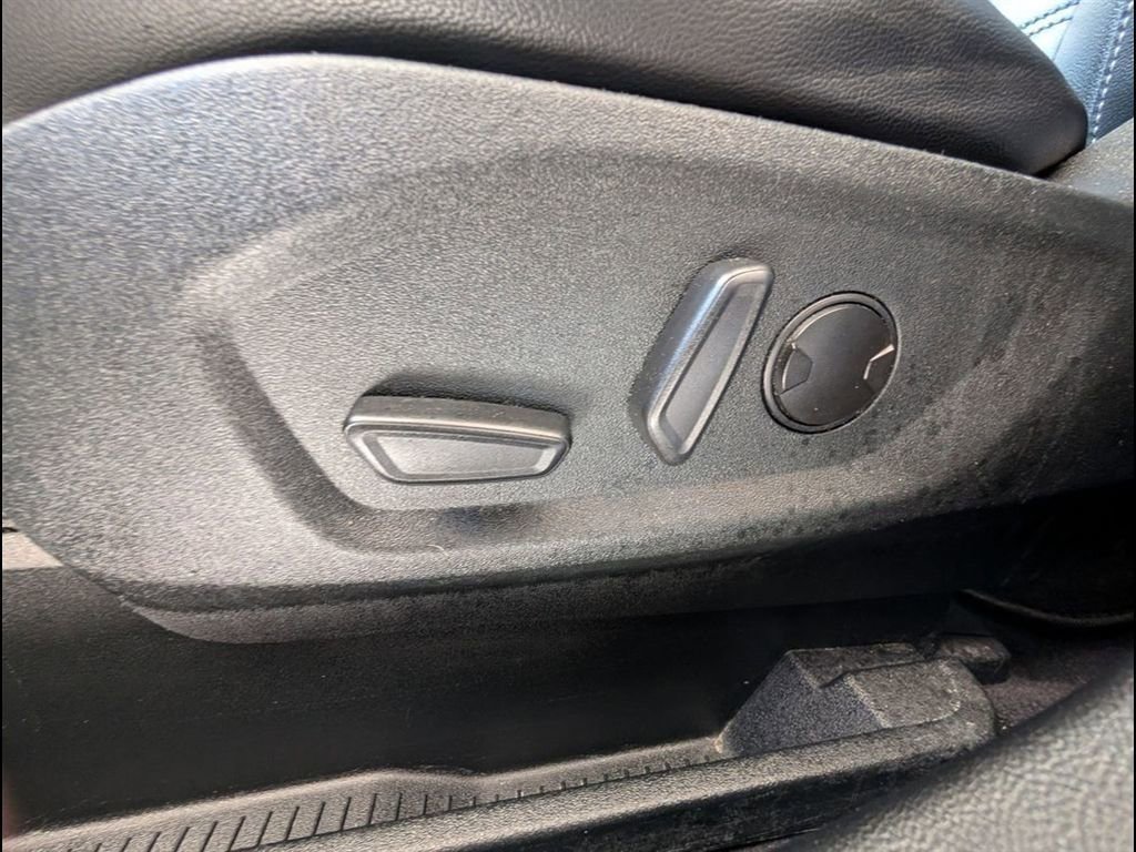 Used 2022 Ford Edge SEL image 10