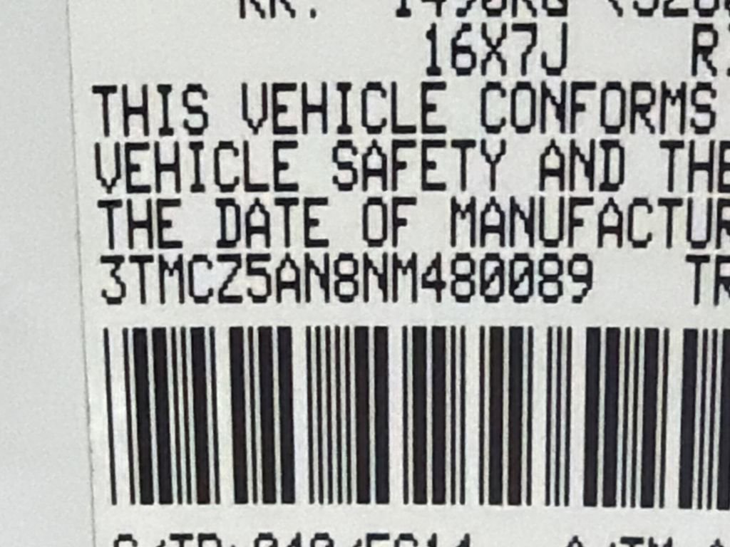 Used 2022 Toyota Tacoma SR5 w/ Technology Package image 31