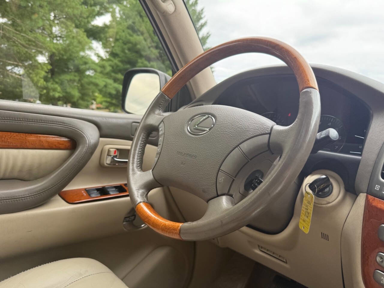 Used 2003 Lexus LX 470 4WD image 61