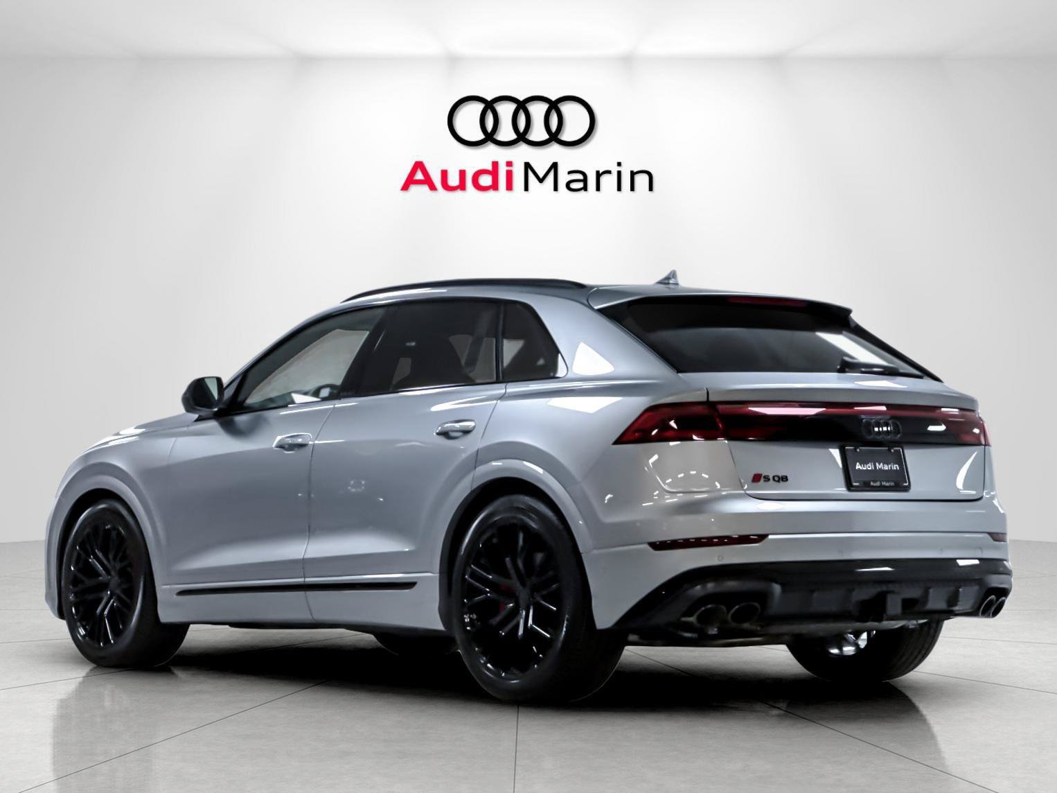New 2026 Audi SQ8 Premium Plus AWD/4WD image 3