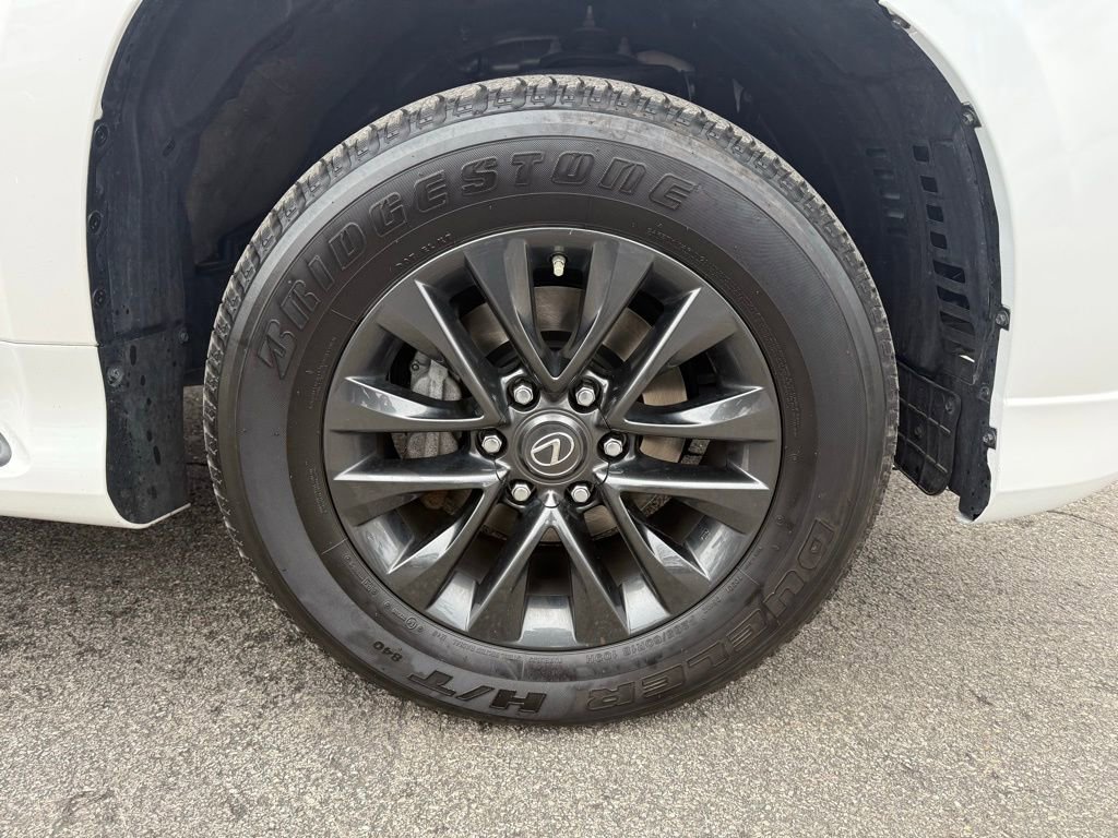 Used 2023 Lexus GX 460 Premium w/ Premium Plus Package image 29