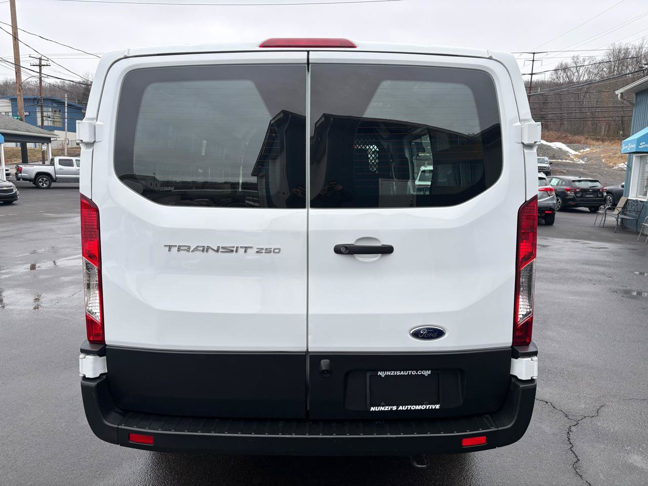 Used 2024 Ford Transit 250 Low Roof w/ Exterior Upgrade Package RWD image 4