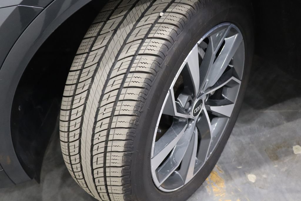 Used 2022 Audi Q5 2.0T Premium image 46