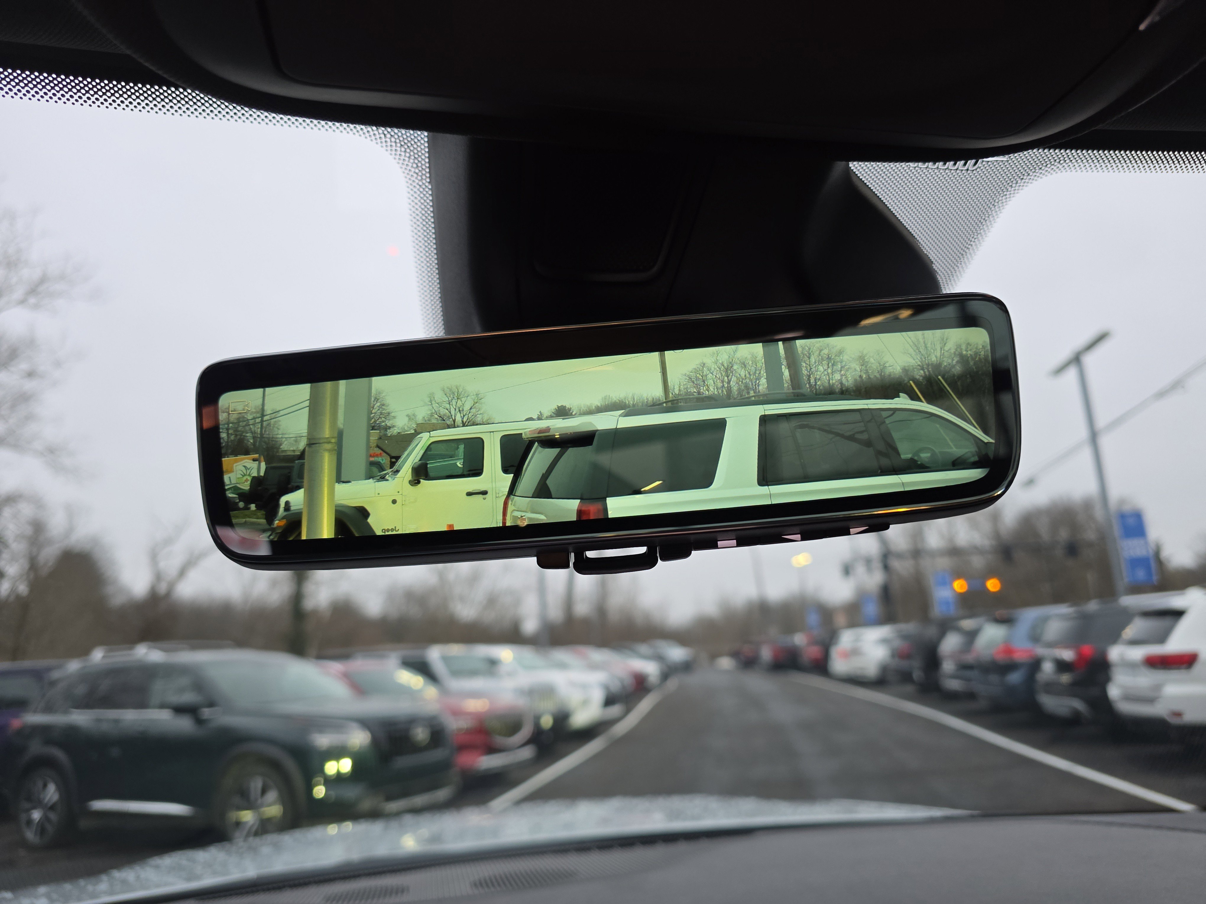 New 2025 Jeep Grand Cherokee Limited w/ Luxury Tech Group II image 11