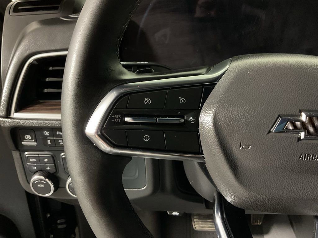 Used 2025 Chevrolet Tahoe Z71 w/ Comfort Package image 26