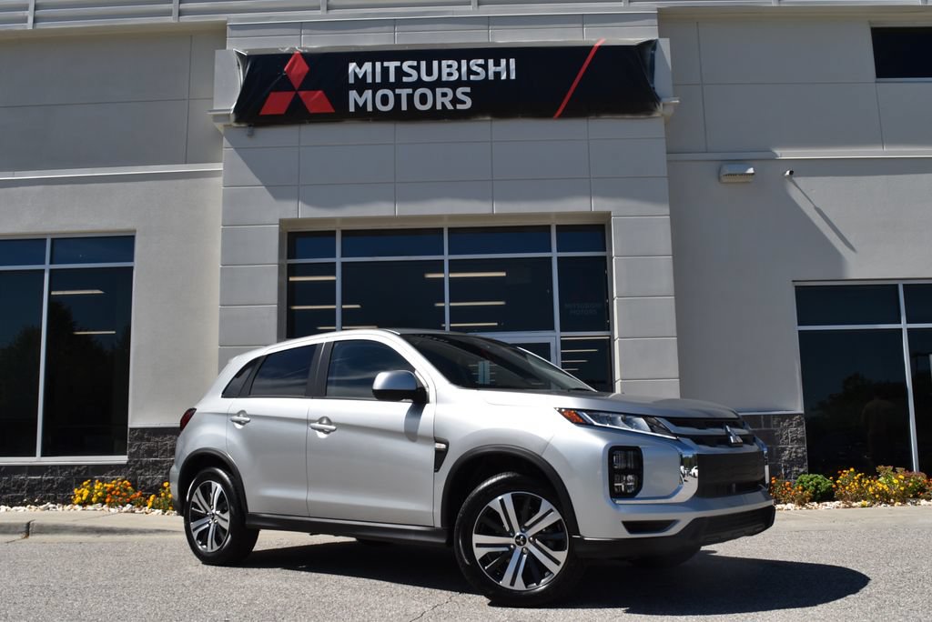 New 2027 Mitsubishi Outlander Sport ES