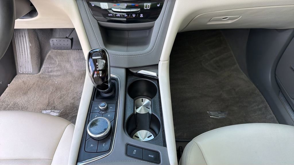 Used 2021 Cadillac XT5 Premium Luxury FWD image 21