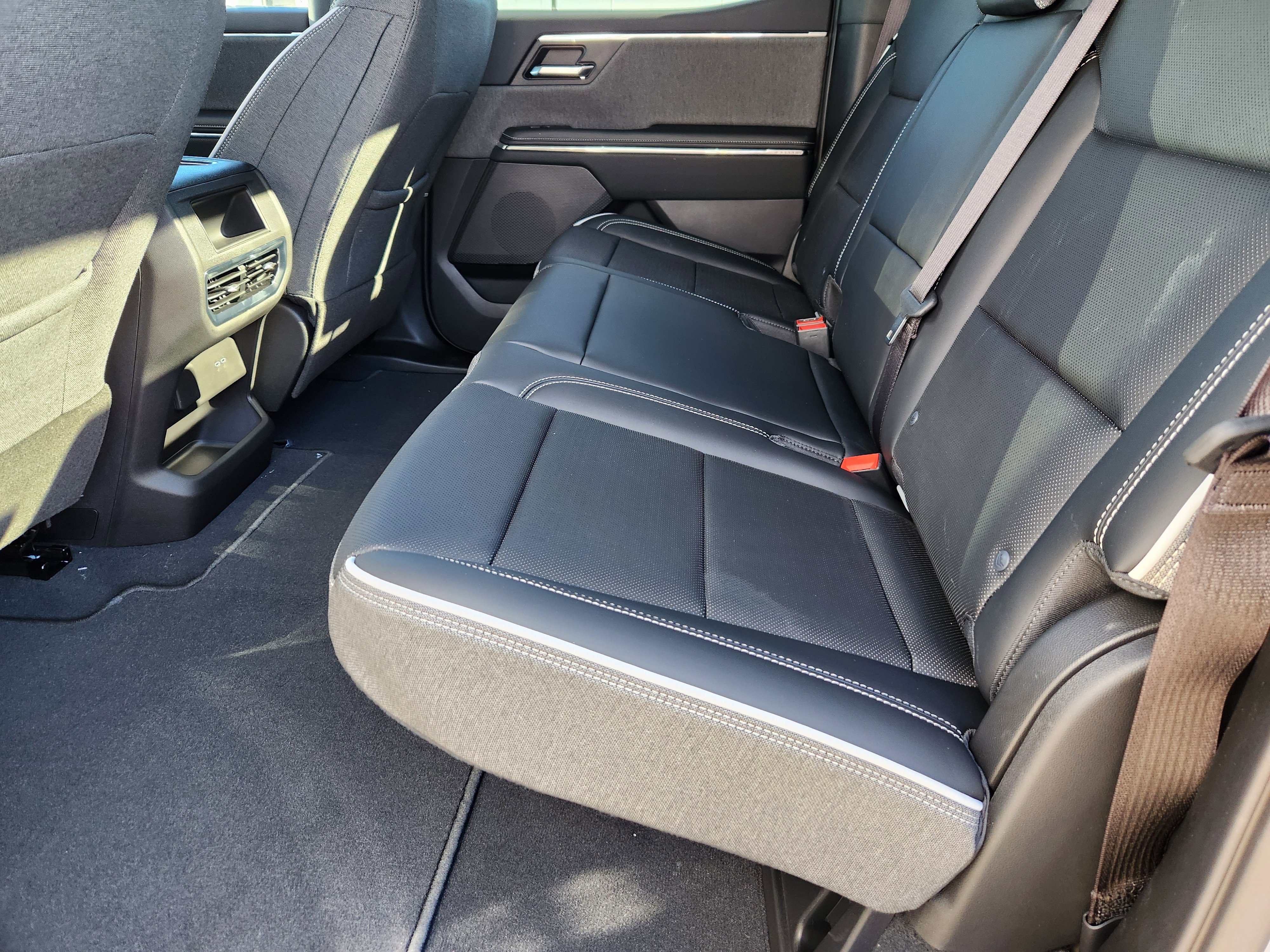 New 2026 GMC Sierra EV Elevation w/ LPO, Elevation Dark Package image 11