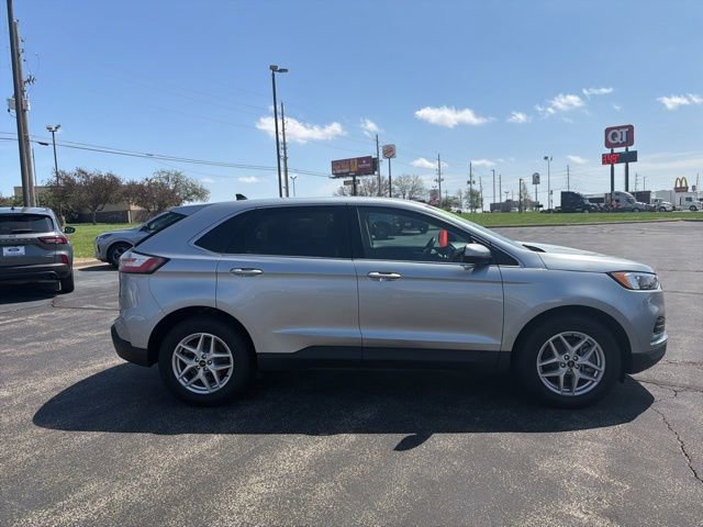 Used 2024 Ford Edge SEL AWD/4WD image 6