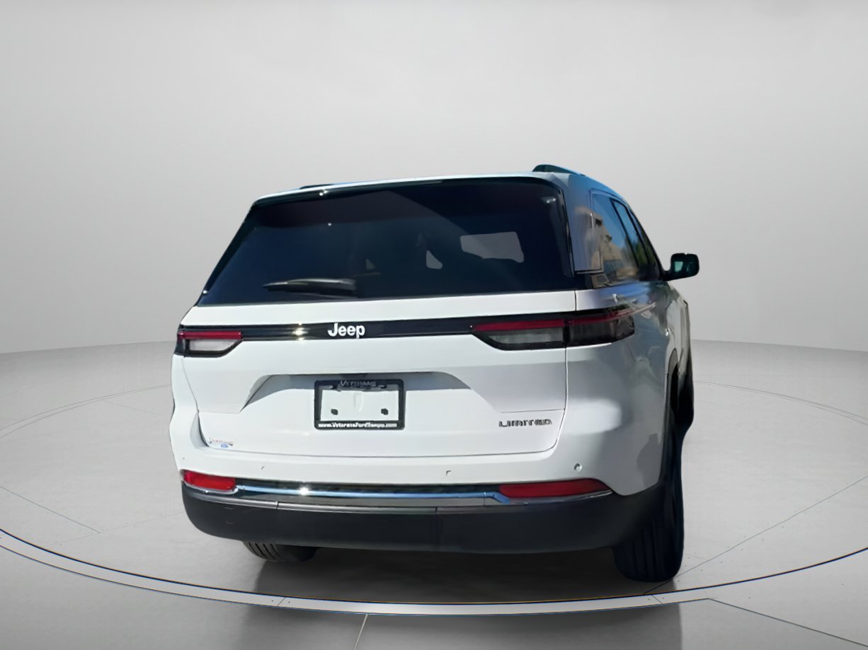 Used 2025 Jeep Grand Cherokee Limited w/ Trailer Tow Package image 25