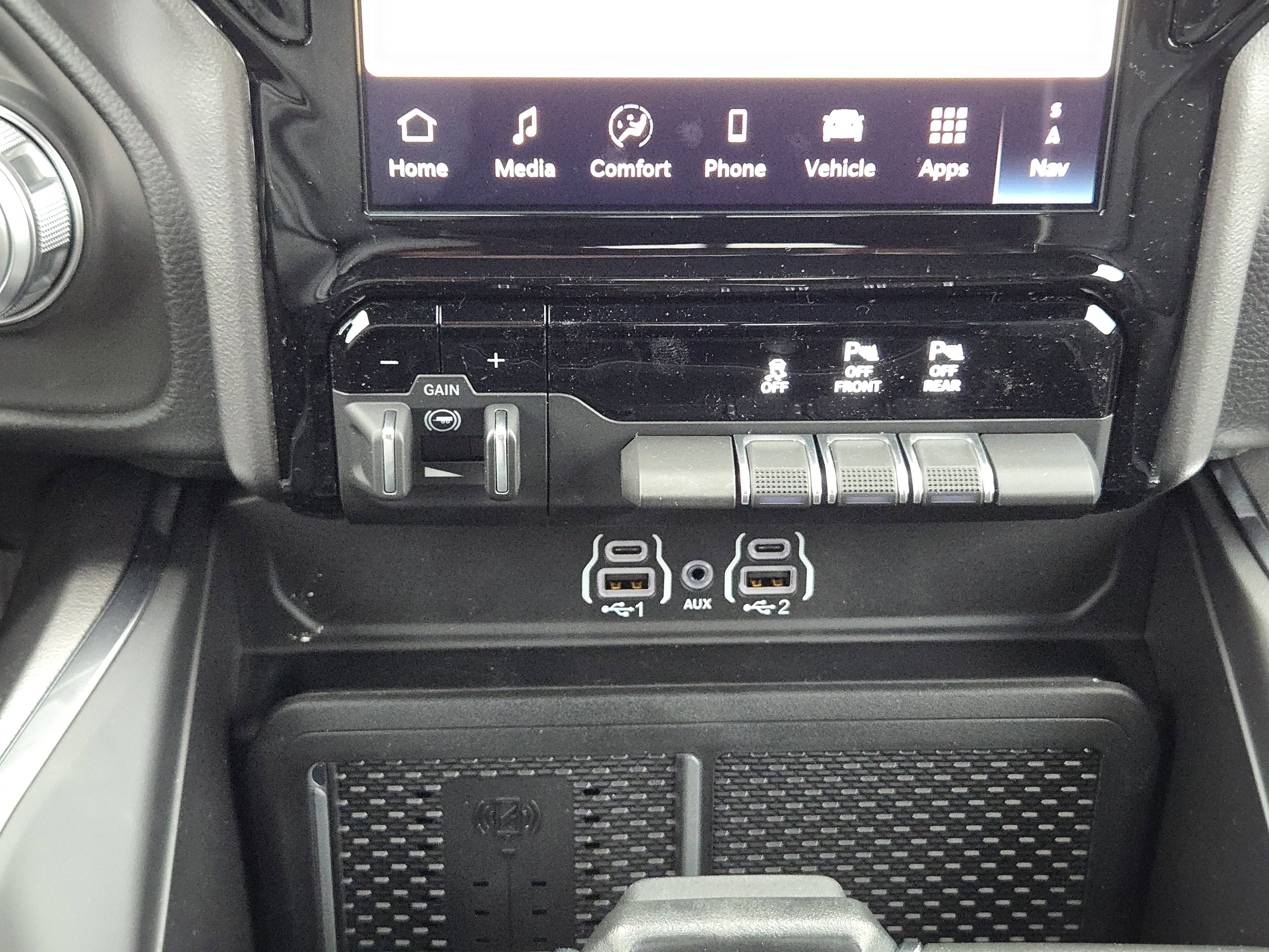 New 2026 RAM 1500 Laramie w/ Night Edition image 17