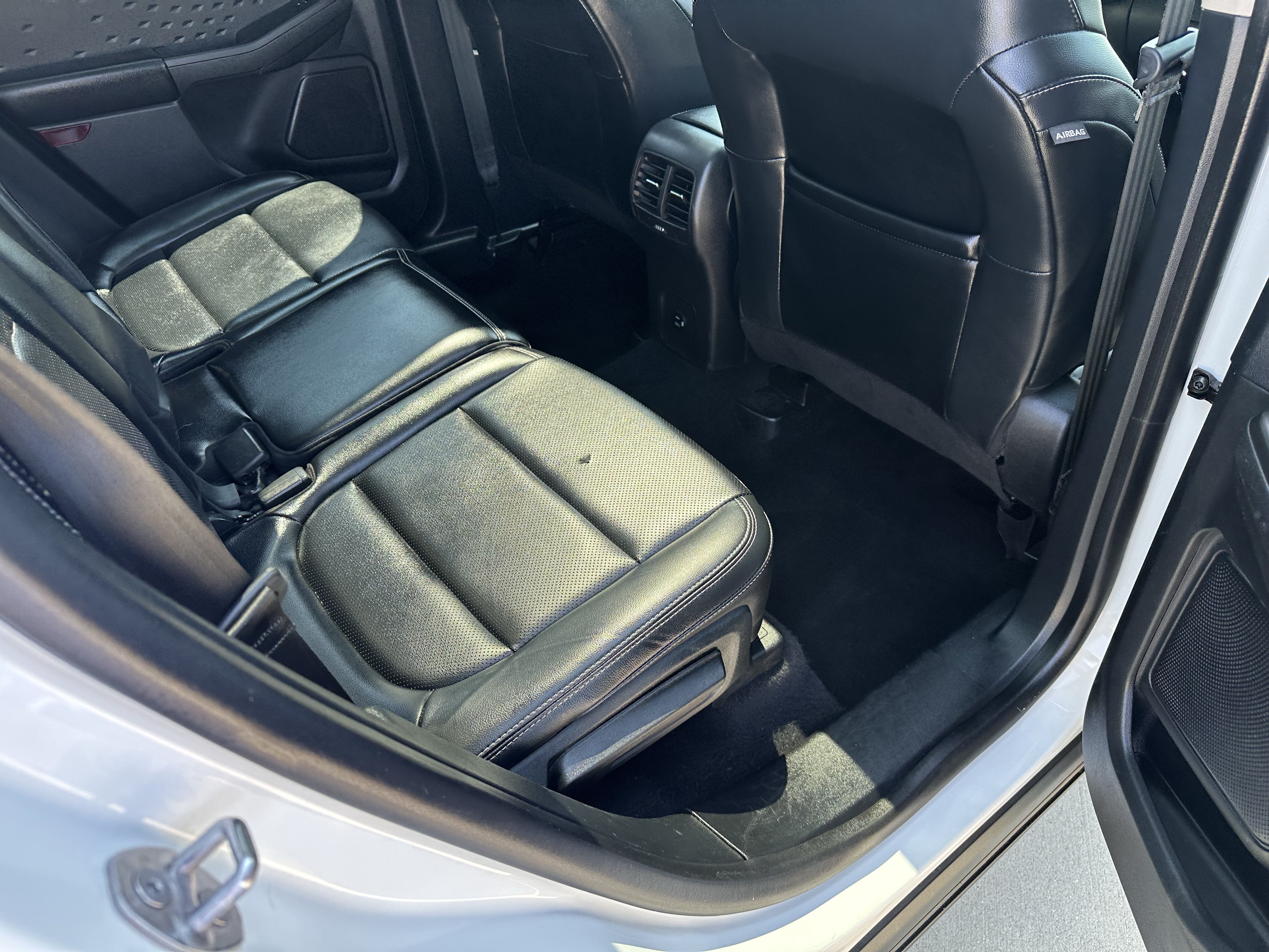 Used 2020 Ford Escape SEL FWD image 12