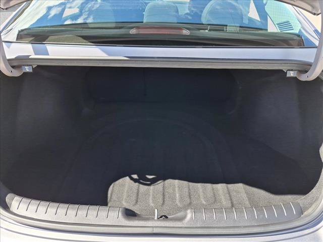 Used 2025 Hyundai Elantra SEL FWD image 6