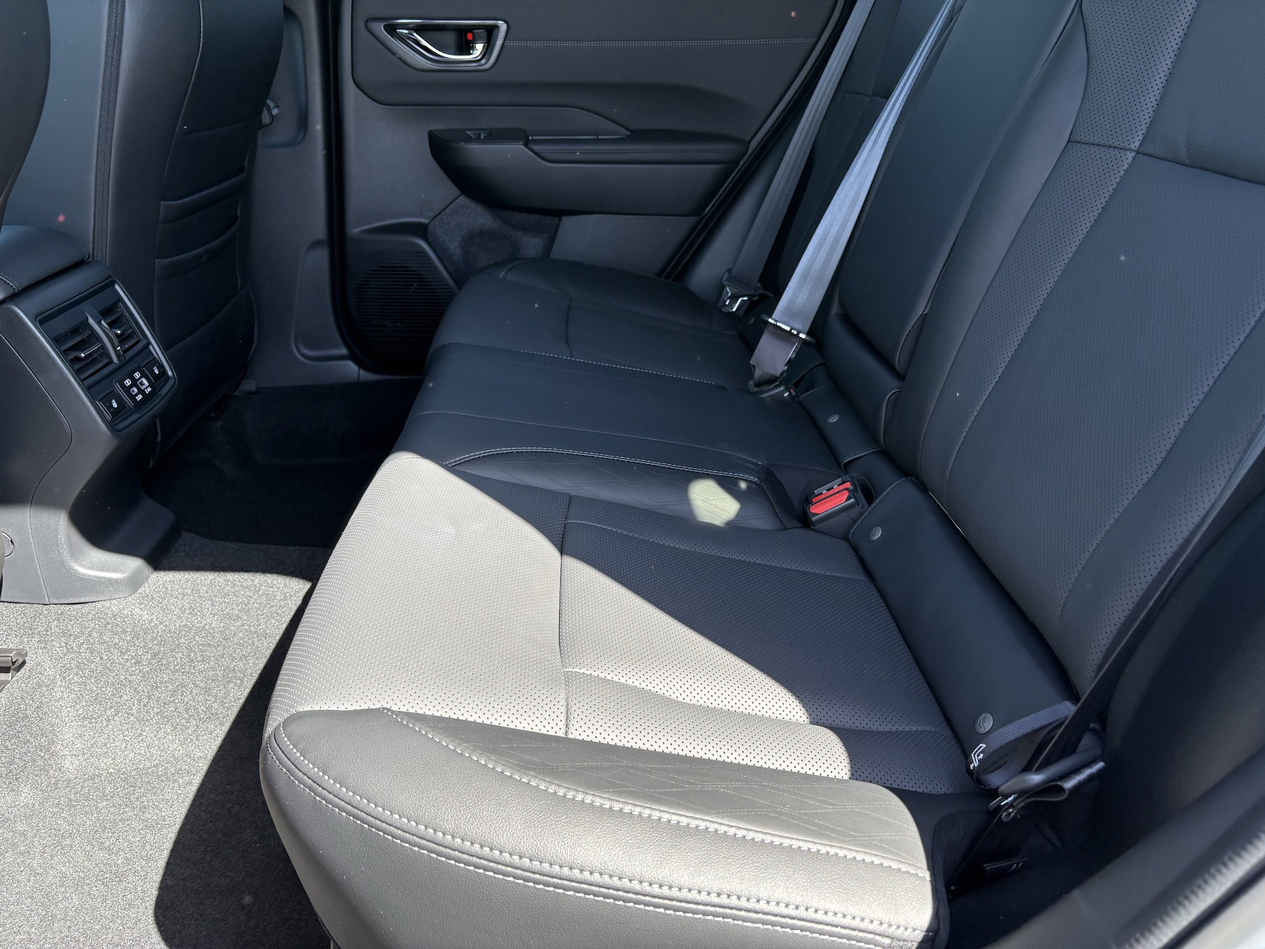 New 2026 Subaru Outback Touring AWD/4WD image 34