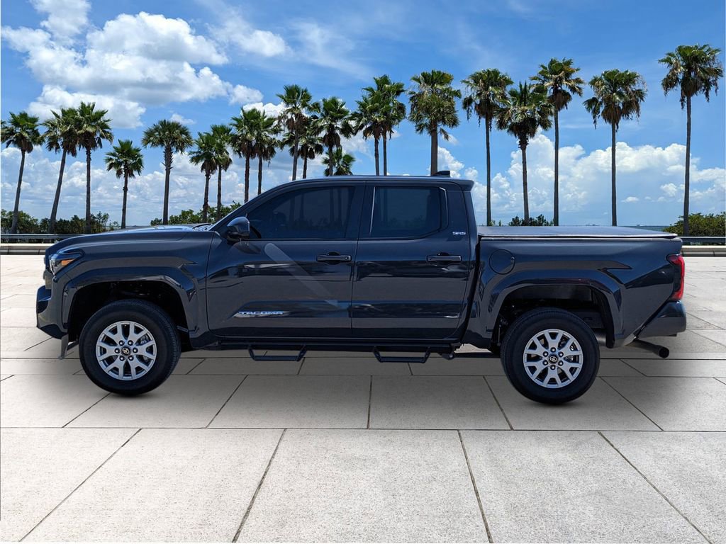 Used 2025 Toyota Tacoma SR5 image 4