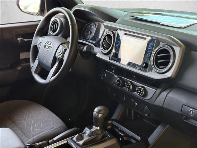 Used 2017 Toyota Tacoma TRD Off-Road w/ Tow Package image 22