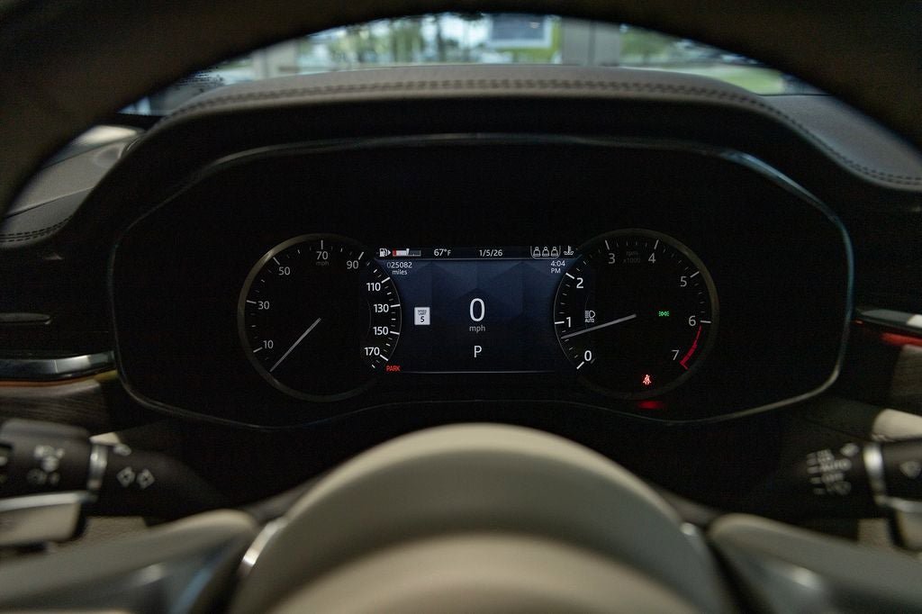 Used 2022 Jaguar F-PACE S AWD/4WD image 25