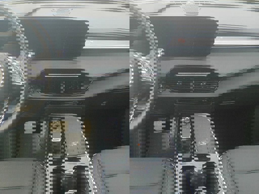 Used 2025 Buick Enclave Preferred image 11