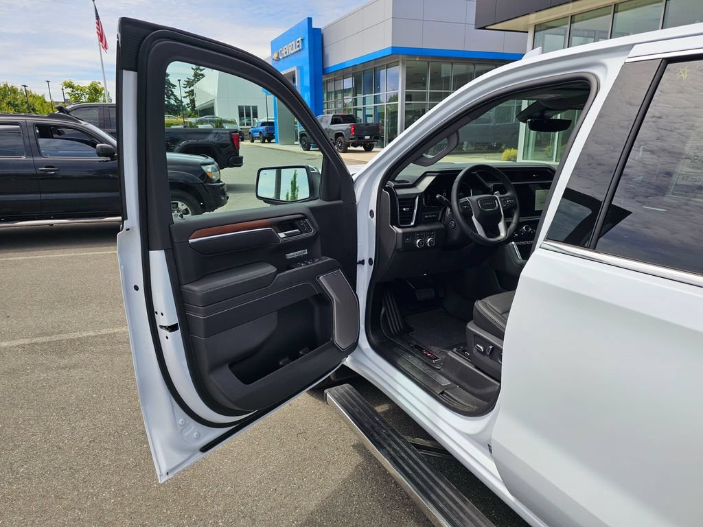 New 2026 GMC Sierra 1500 Denali w/ Denali Reserve Package AWD/4WD image 18