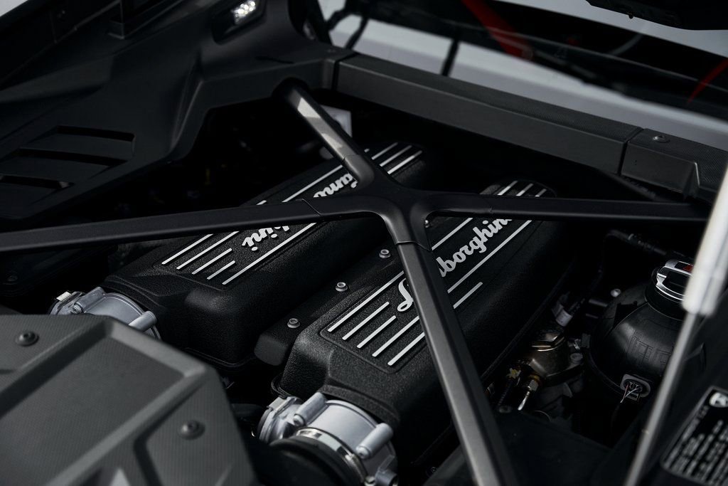 Used 2023 Lamborghini Huracan EVO image 27